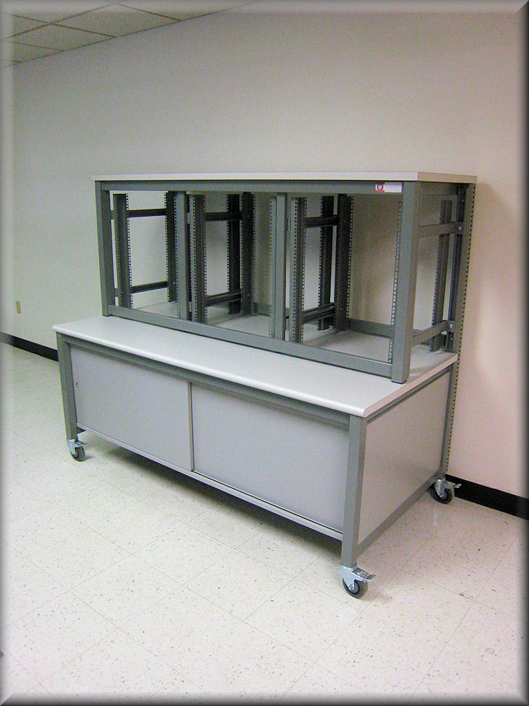 RDM WorkBench ER108P (Equipment Rack Workstation)