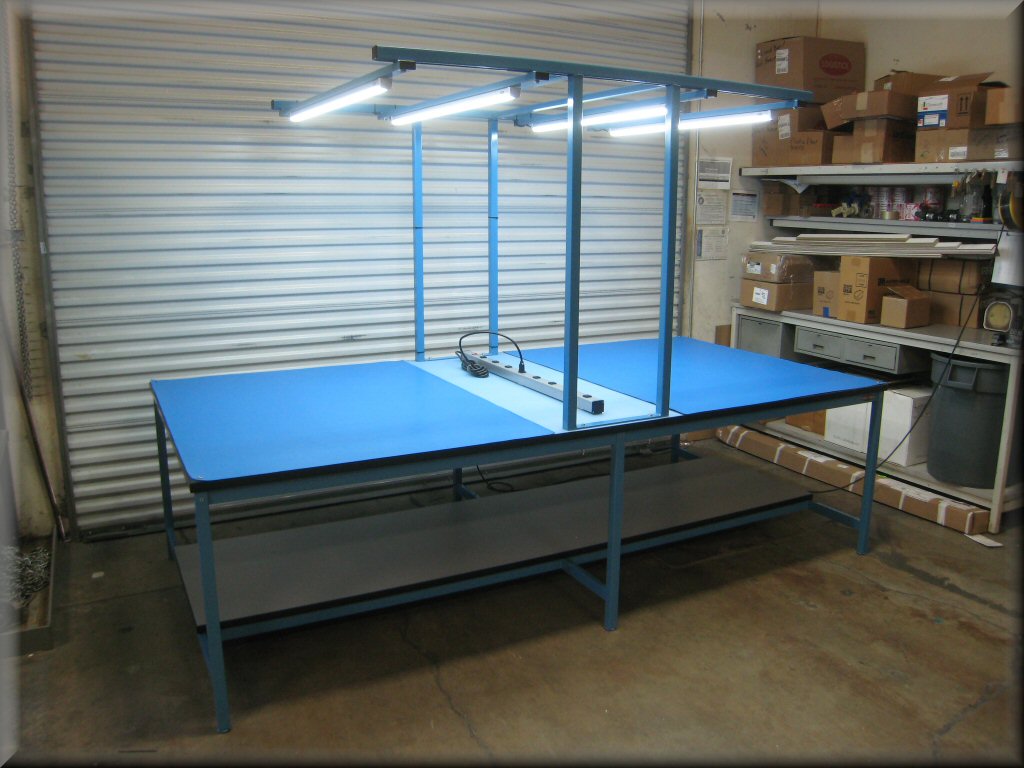 RDM WorkBench H105PCLG (Inspection Workstation with Overhead Canopy)