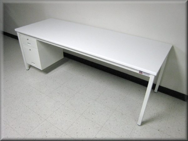 Table Model <span style="color: #800000;"><strong>A-109PE</strong></span> - Economy Tech Style Workbench - Image 2