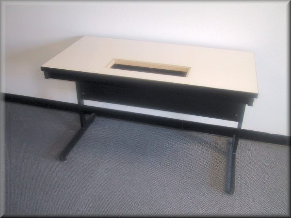 Table Model <span style="color: #800000;"><strong>C-109P</strong></span> - C-Frame Style Workbench w/ Recessed Front Legs - Image 4