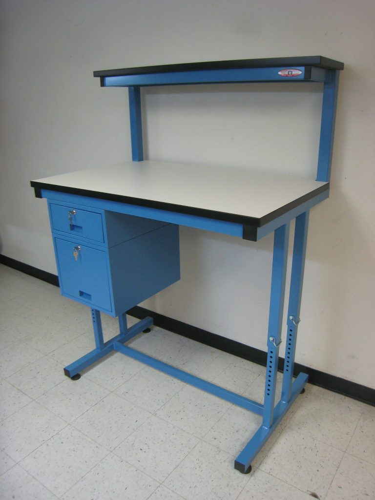 RDM WorkBench i-103P Tech Table w/ Fixed Upper Shelf