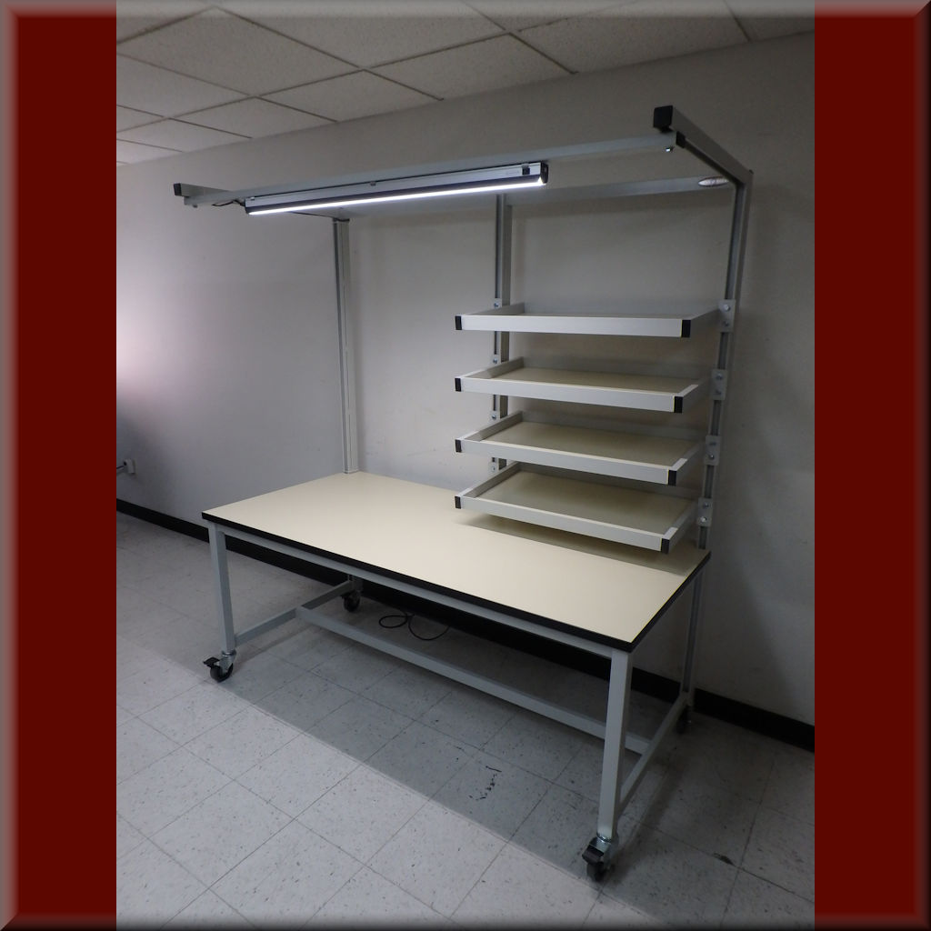 Table Model FR-104P-SP  – Flow Rack Shelf Workstation w/ Split Shelving