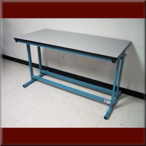 Recessed Leg Workbench i-109P-RDMBLUE-01