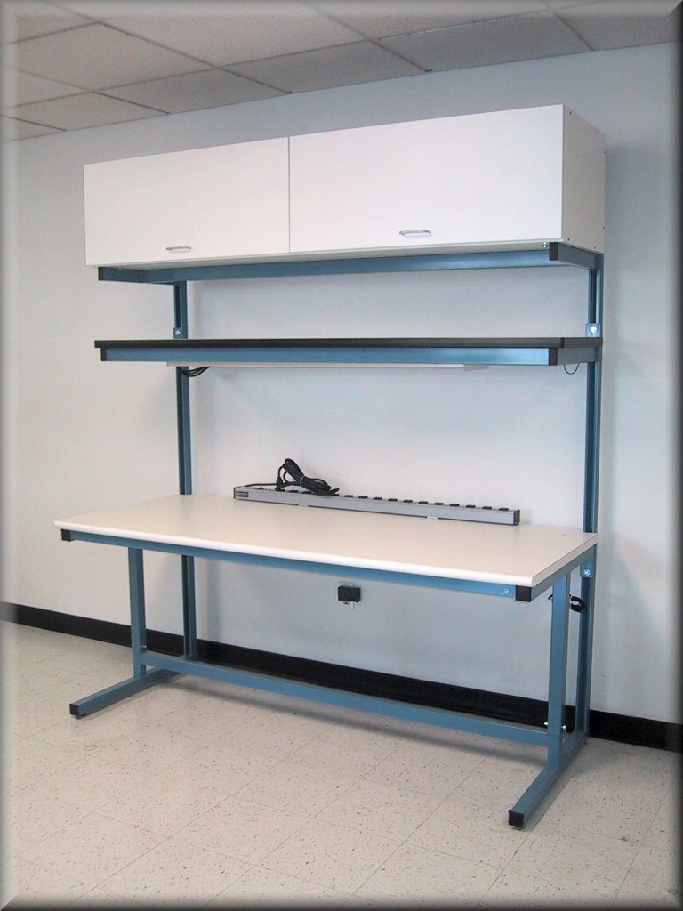 RDM WorkBench F103PCAB (Tech Table w/ Upper Shelf & Lower Storage