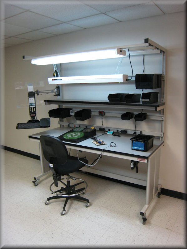 RDM - i-107P-BOOM-ESD Adjustable Static Control Table w/ Boom