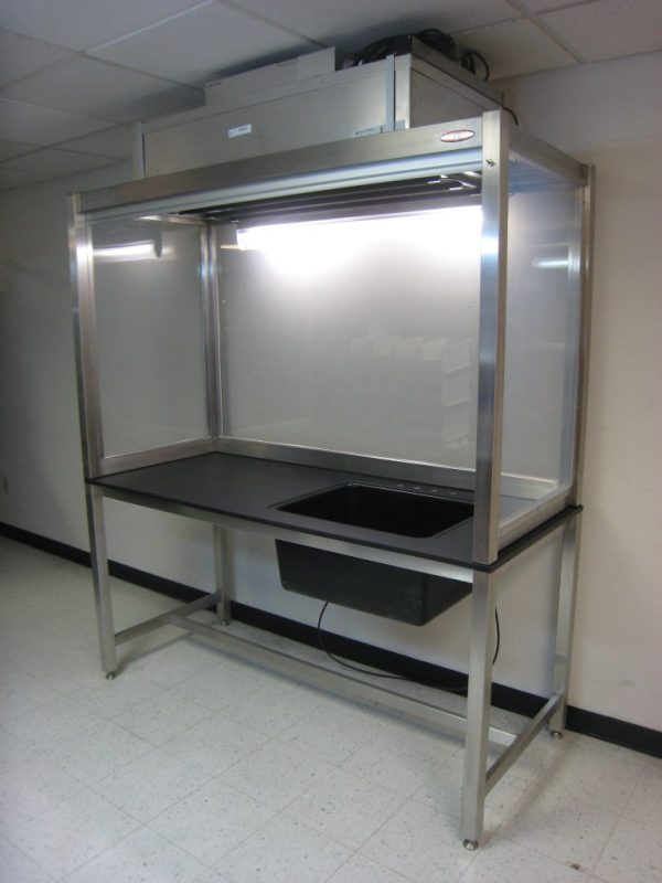 Vertical Laminar Flow Workstation LF-102P-B-SS-01