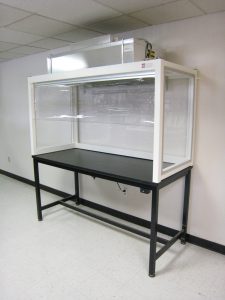 Laminar Airflow Hood - LF-102P-B-WHITE-02