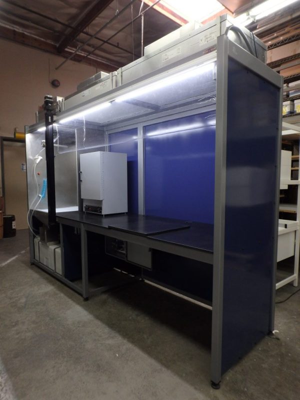 Table Model <span style="color: #800000;"><strong>LF-102P</strong></span> - Vertical Laminar Flow HEPA Workstations - Image 11