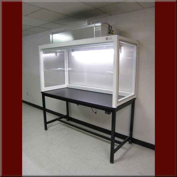 Vertical Laminar Flow Workstation LF-102P-B-01