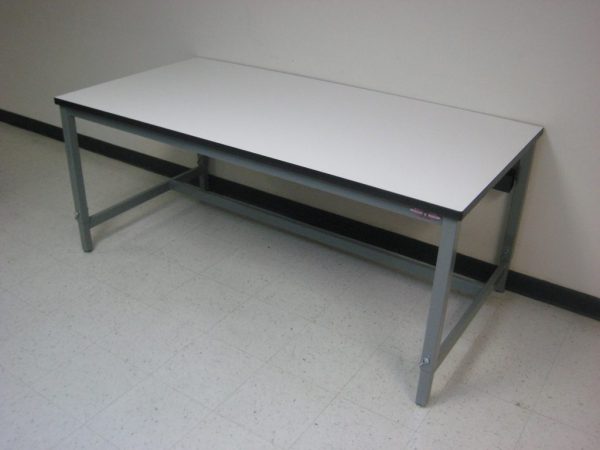 Adjustable Height Laboratory Table A-109P-PIN